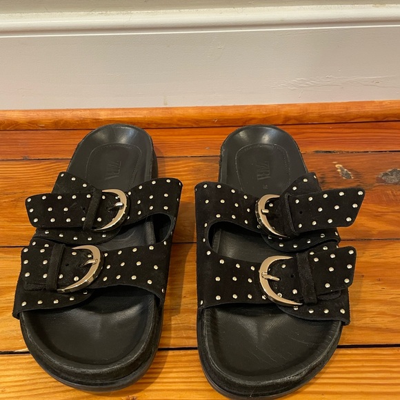 Zara Black Slides with Gold Studs - Picture 4 of 5